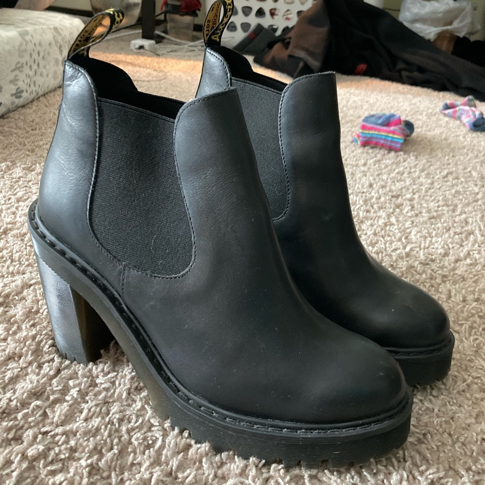 Dr. Marten’s Magdalena Chelsea Boot